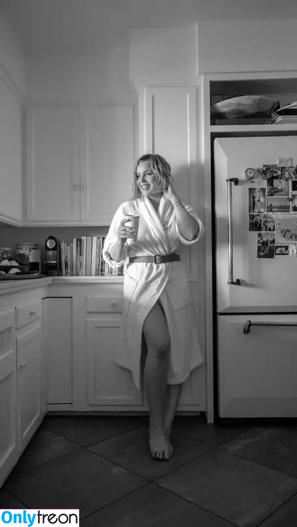 Abbie Cornish nude photo #0094 (abbiecornish)