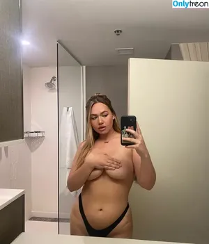 Abbienicole / abbieishere / abbieramsay / badgalnic / imwithabbie nude photo #0005