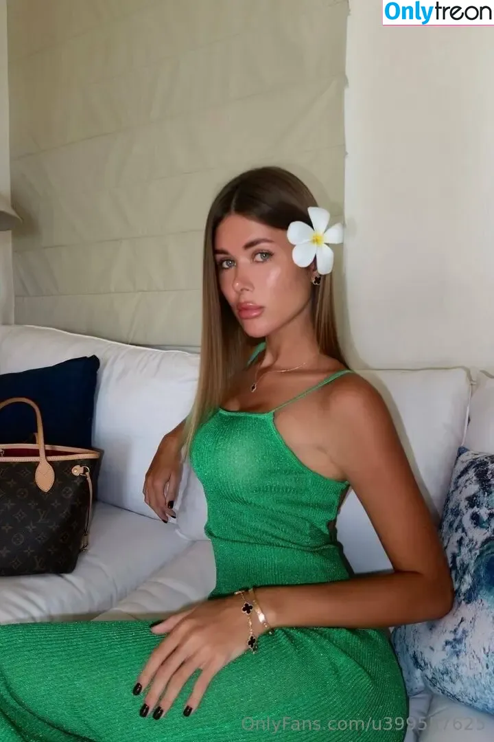 abbiepassion nude photo #0003 (abby.pasion)