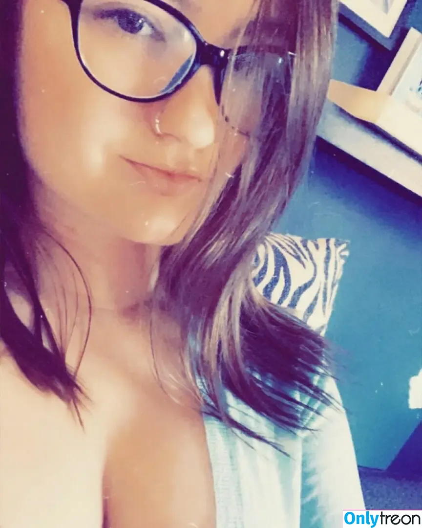 Abby Rhyane nude photo #0006 (OhioHotWife / ohiohotwife10)