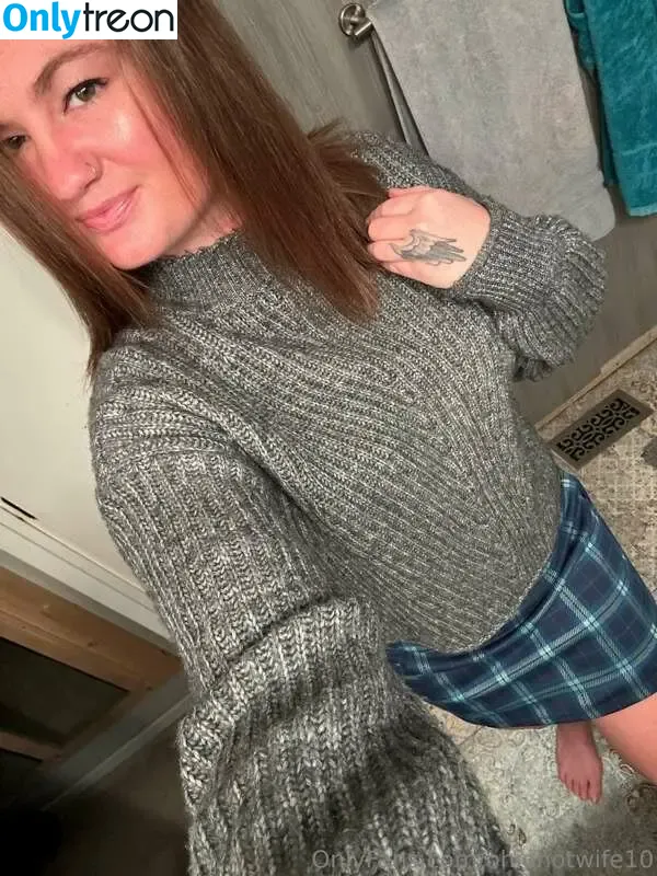 Abby Rhyane nude photo #0014 (OhioHotWife / ohiohotwife10)