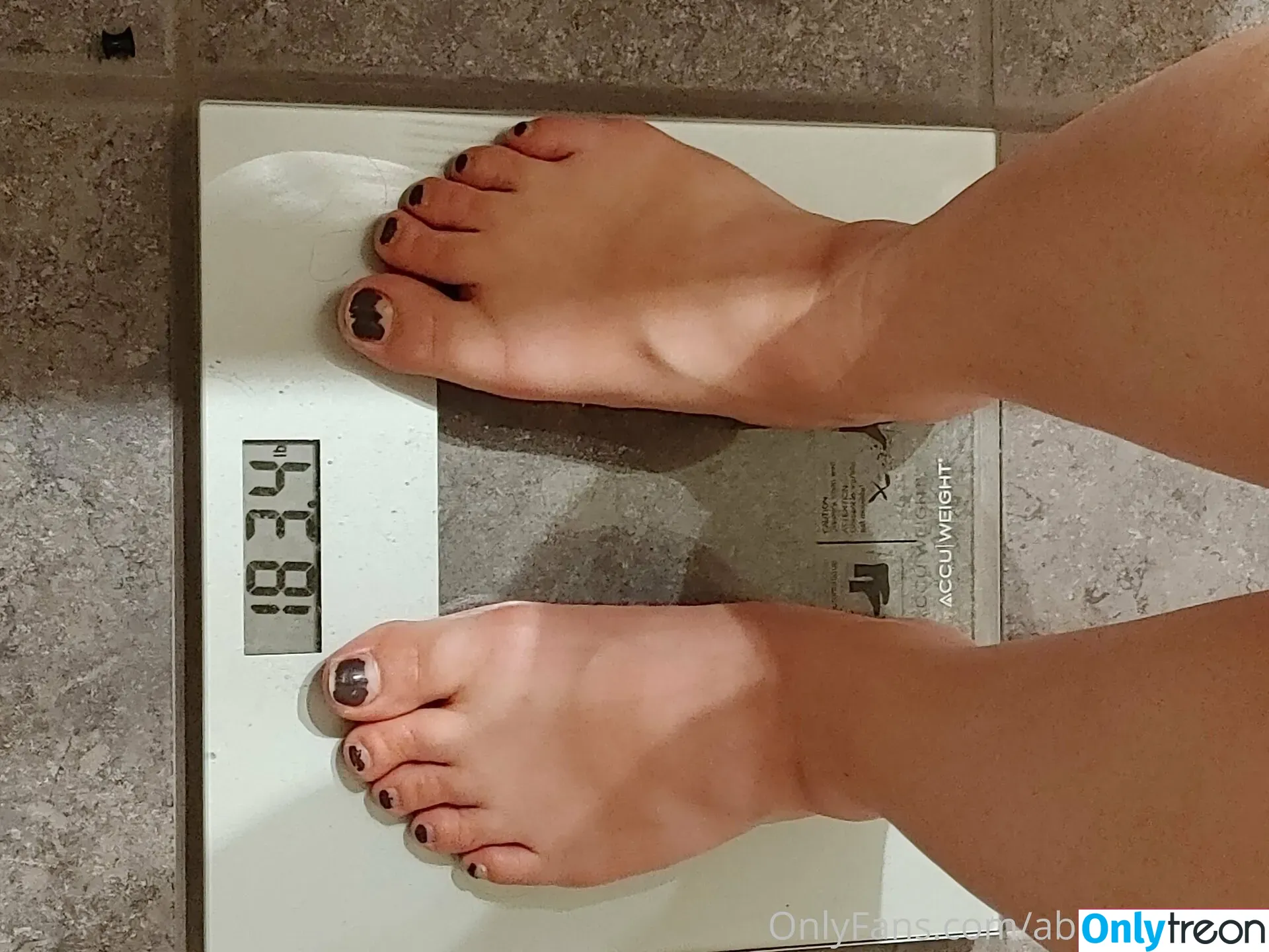 abbybeebelly nude photo #0011 (abbybeebelly)