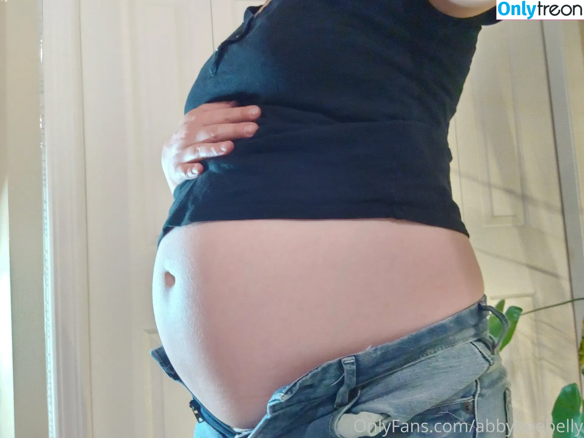 abbybeebelly nude photo #0024 (abbybeebelly)