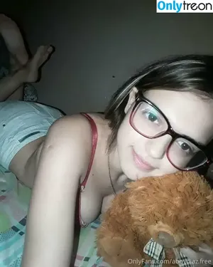 abbydiazfree / abigailz23 nude photo #0004
