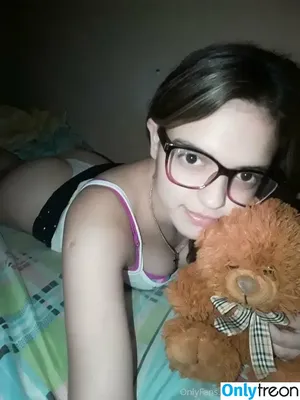 abbydiazfree / abigailz23 nude photo #0011