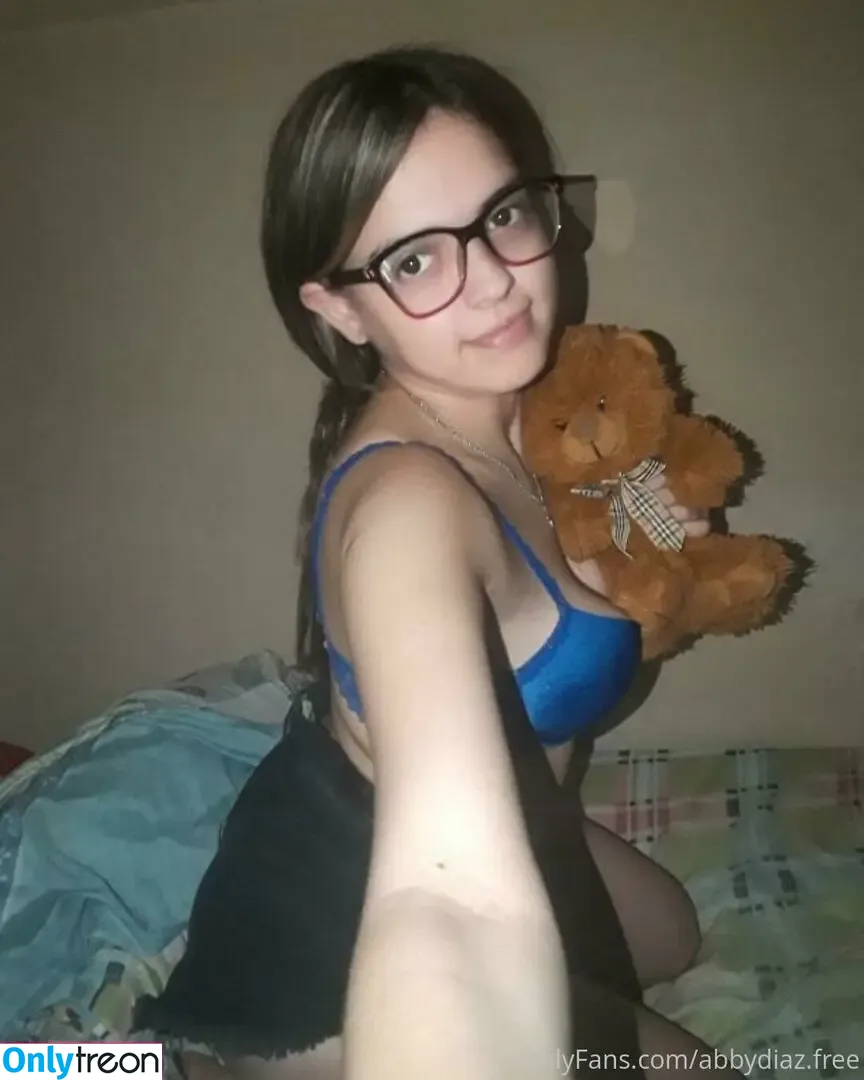 abbydiazfree nude photo #0008 (abigailz23)