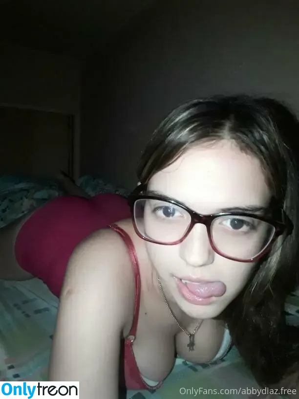 abbydiazfree nude photo #0020 (abigailz23)