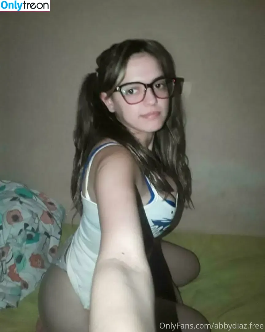 abbydiazfree nude photo #0021 (abigailz23)