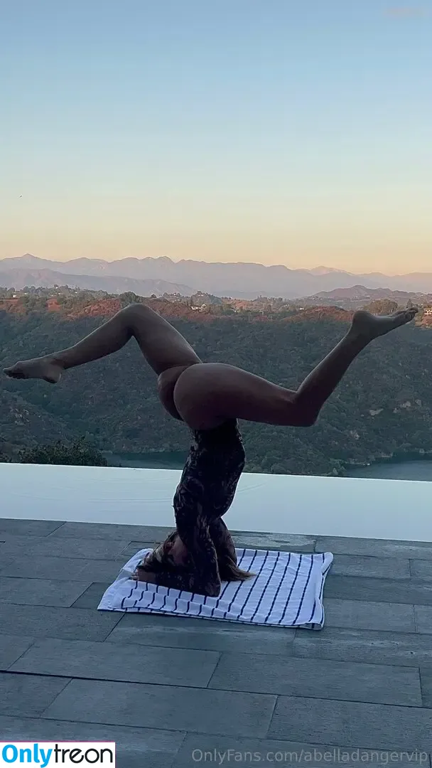 Abella Danger голая photo #3306 (abella_danger / abelladanger / dangershewrote)