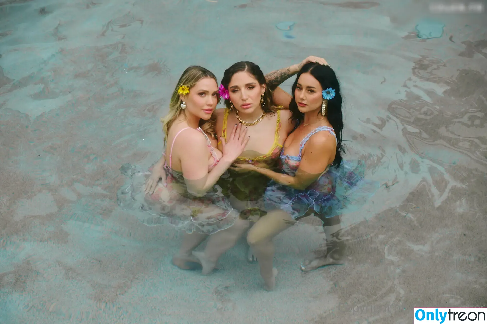Abella Danger nude photo #3325 (abella_danger / abelladanger / dangershewrote)