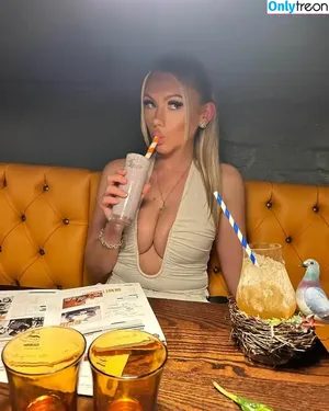 Abi Greasley / abi.greasley / abibamfordxx / abigreasley nude photo #0033