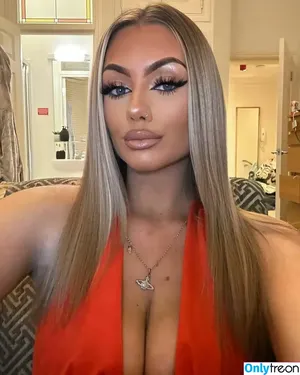 Abi Greasley / abi.greasley / abibamfordxx / abigreasley nude photo #0042