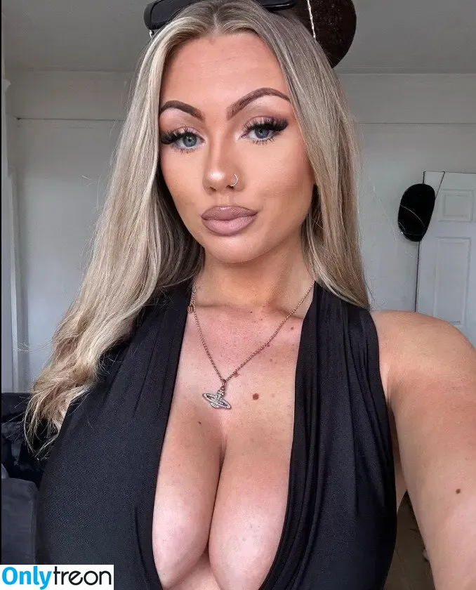 Abi Greasley nude photo #0025 (abi.greasley / abibamfordxx / abigreasley)
