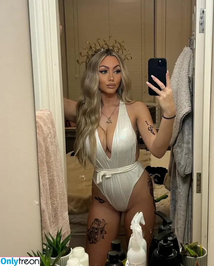 Abi Greasley nude photo #0069 (abi.greasley / abibamfordxx / abigreasley)