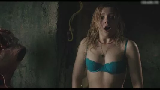 Abigail Breslin / abbienormal9 / yoabbaabba nude photo #0032