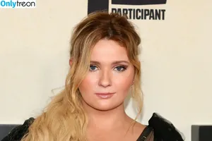 Abigail Breslin / abbienormal9 / yoabbaabba nude photo #0080