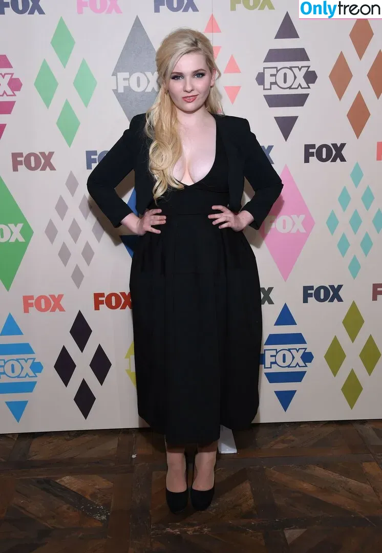 Abigail Breslin голая photo #0012 (abbienormal9)