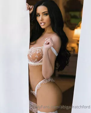 Abigail Ratchford / abigailratchford фото голая #0003