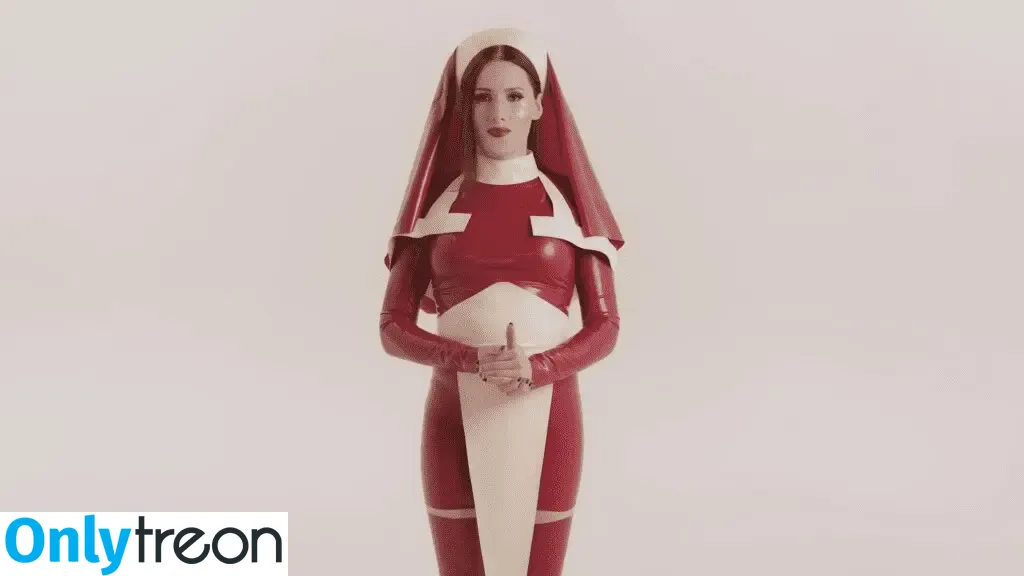 Abigail Thorn голая photo #0053 (Philosophy tube / abbythorn / theabigailthorn)