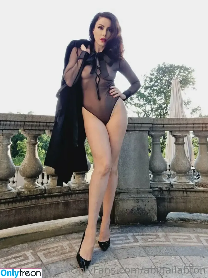 abigailabton nude photo #0027 (missabton)