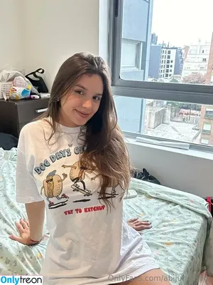 abijuncosvip / abibby / abijuncos9 / ellaacarterr nude photo #0031