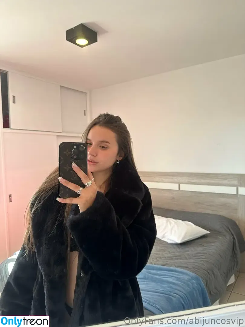 abijuncosvip nude photo #0007 (abibby / abijuncos9 / ellaacarterr)