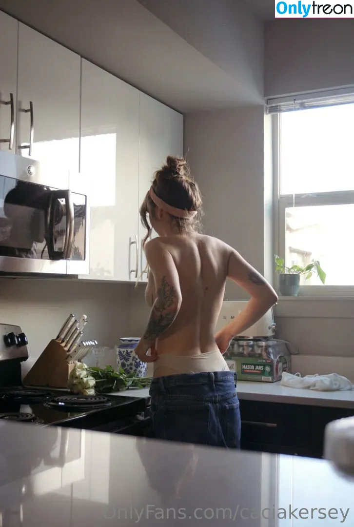 Acacia Kersey nude photo #0018 (acaciacutey / acaciakersey / acacxa / caciakersey)