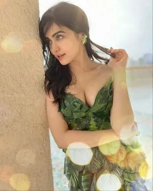 Adah Sharma / adah_ki_adah фото голая #0128