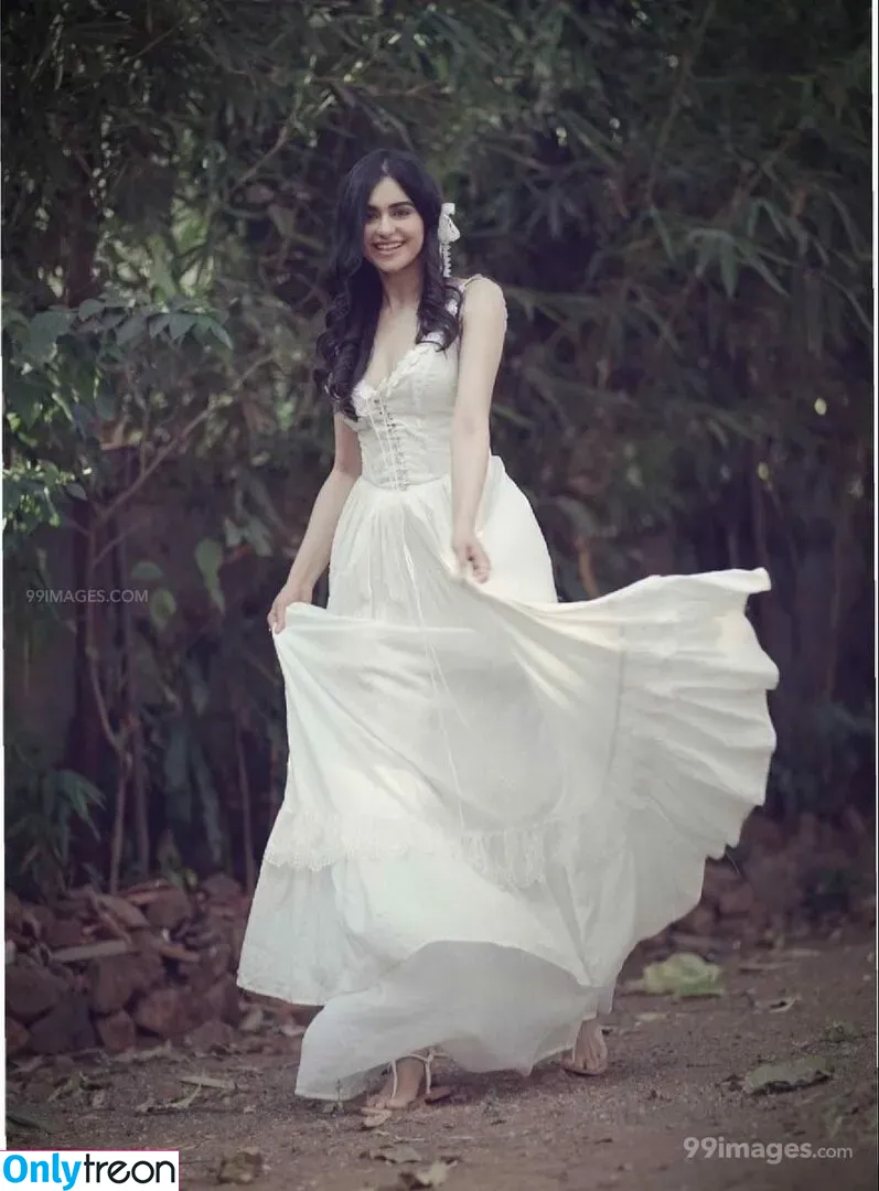 Adah Sharma голая photo #0026 (adah_ki_adah)