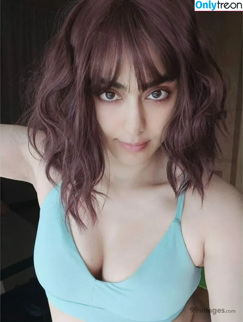 Adah Sharma голая photo #0045 (adah_ki_adah)