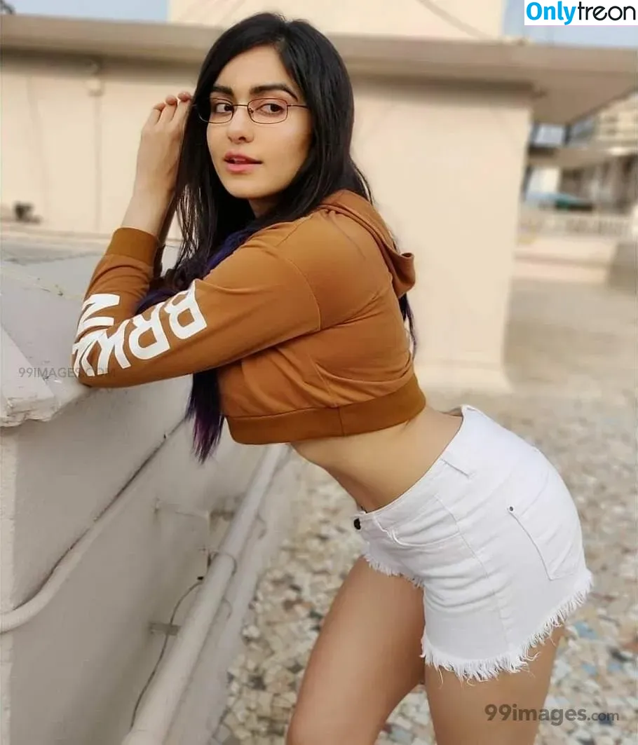 Adah Sharma голая photo #0079 (adah_ki_adah)