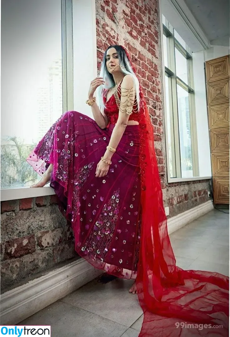 Adah Sharma голая photo #0102 (adah_ki_adah)