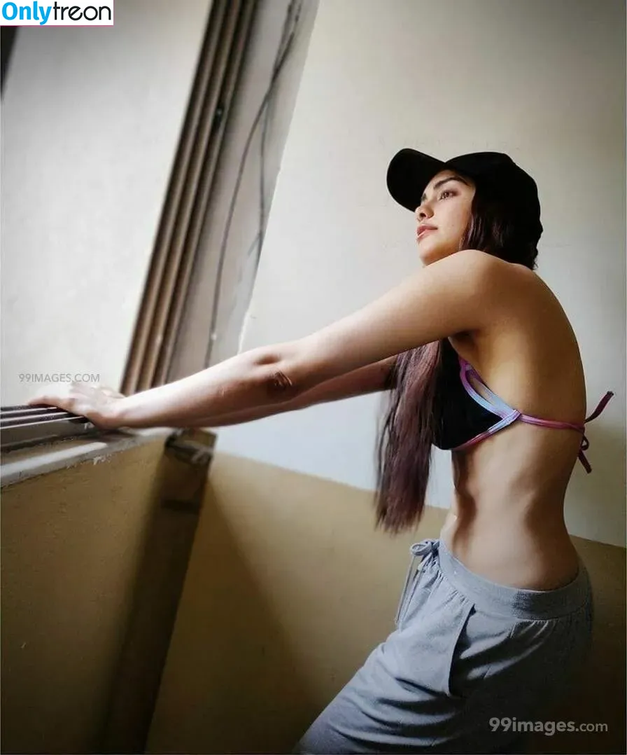 Adah Sharma голая photo #0181 (adah_ki_adah)