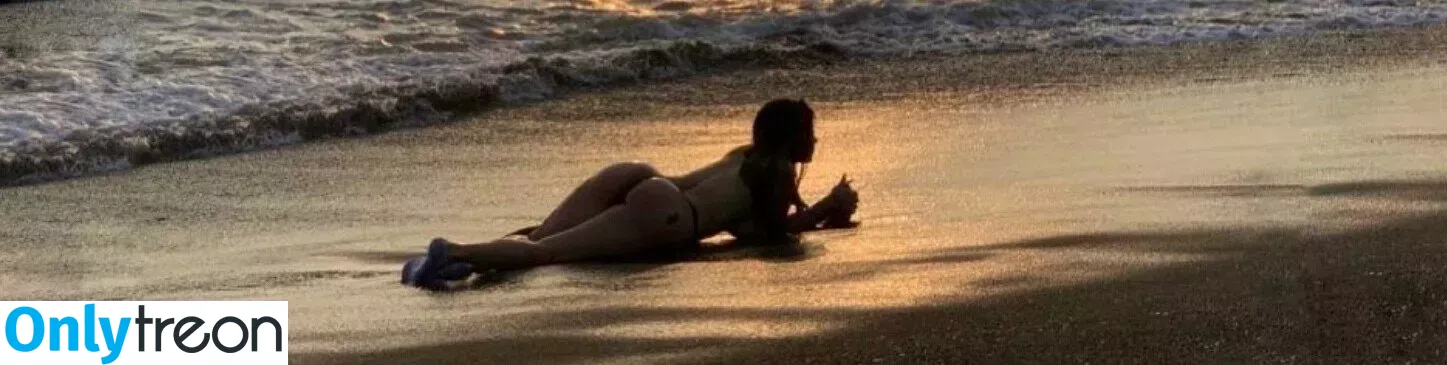 Adalmary Torrez nude photo #0003 (adalmary___)