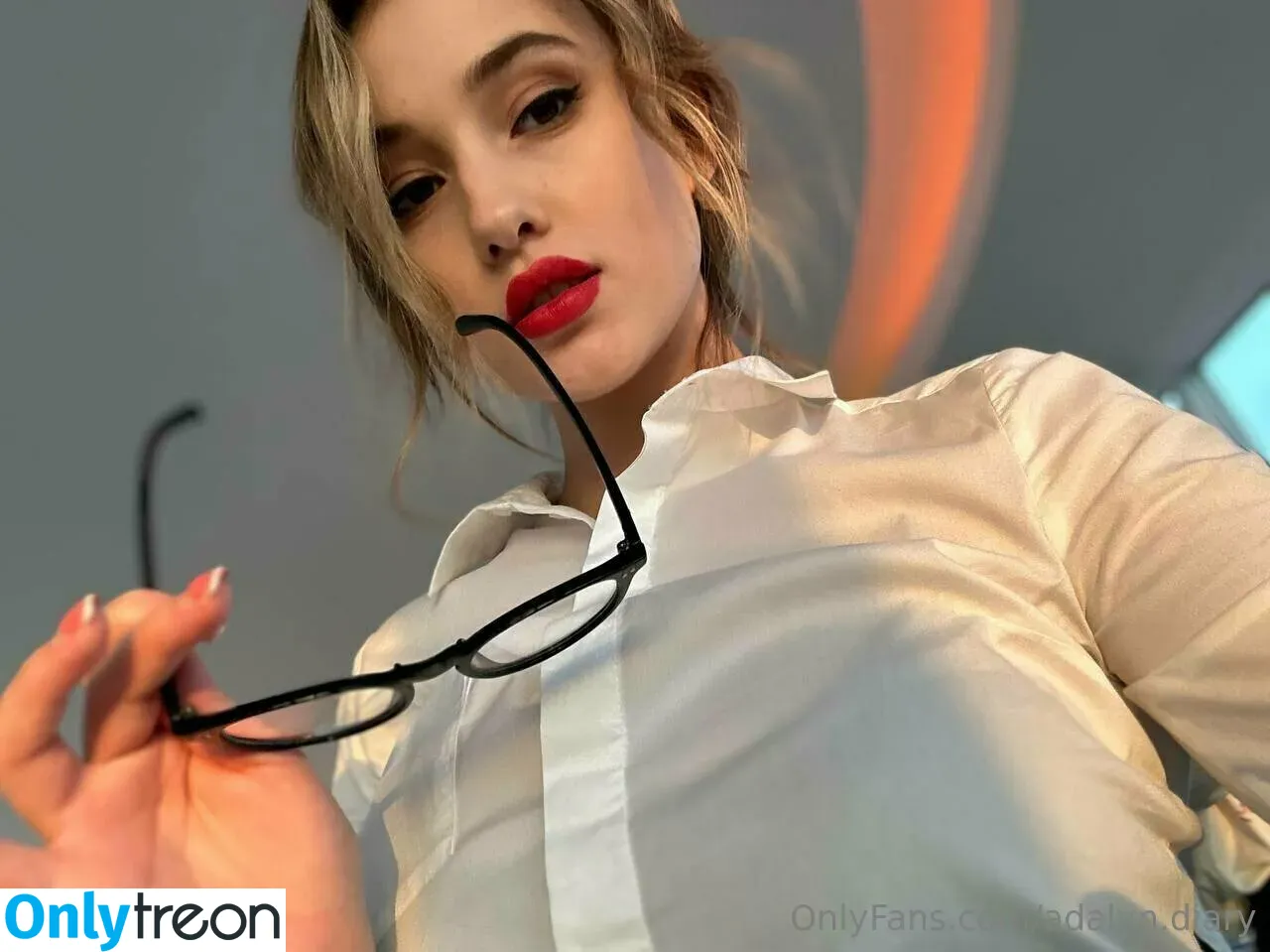 adalyn.diary голая photo #0192 (adelyn.diary)