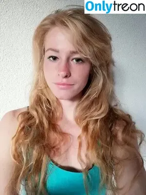 Addictingginger / addicting.ginger.xx / rooz.lauva / rooz.vulpes nude photo #0007