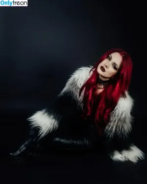 Addie Nicole Amick / Halocene / addienicoleamick фото голая #0595