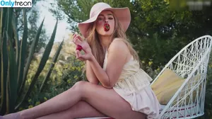 addie_the_baddie, addisonraee leaks