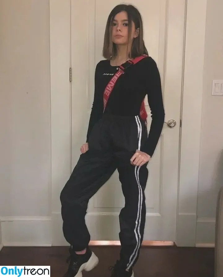 Addison Riecke голая photo #0037 (addisonriecke)