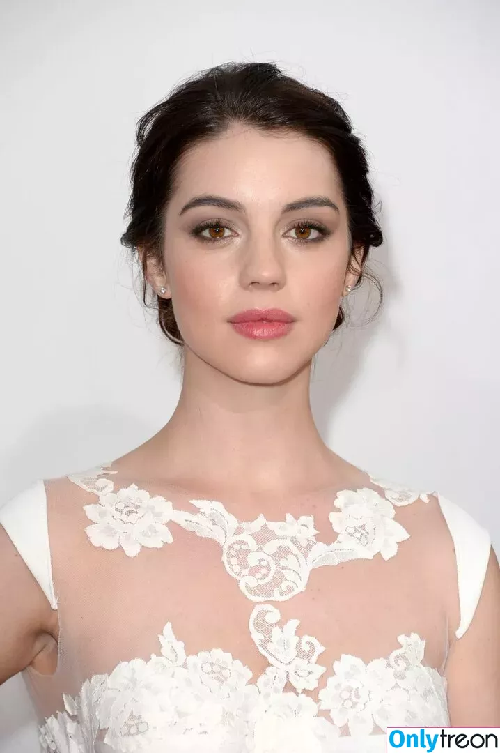 Adelaide Kane голая photo #0237 (adelaidekane)