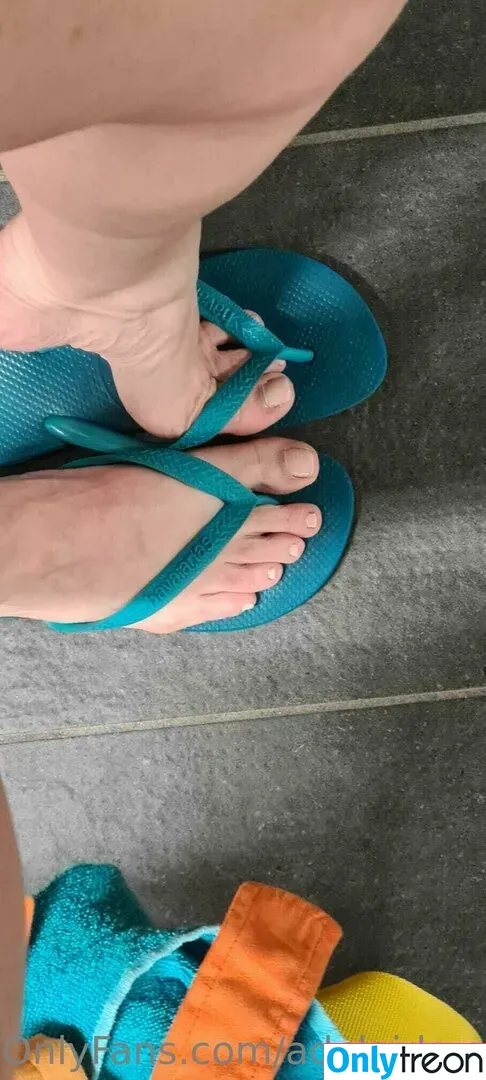 adelaide.sportsfeet nude photo #0004 (adelaidesports)