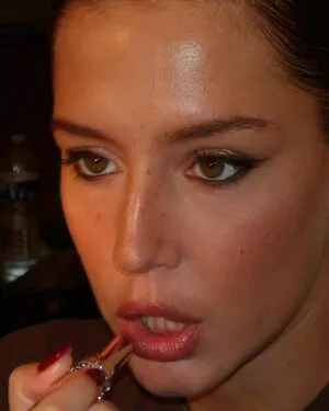 Adele Exarchopoulos / adeleexarchopoulos фото голая #0236
