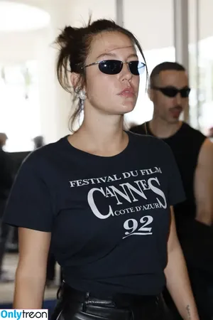 Adele Exarchopoulos / adeleexarchopoulos фото голая #0328