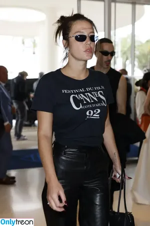 Adele Exarchopoulos / adeleexarchopoulos фото голая #0329