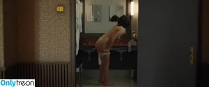 Adele Exarchopoulos / adeleexarchopoulos nude photo #0360