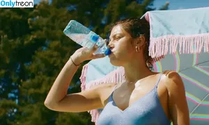Adele Exarchopoulos / adeleexarchopoulos nude photo #0367