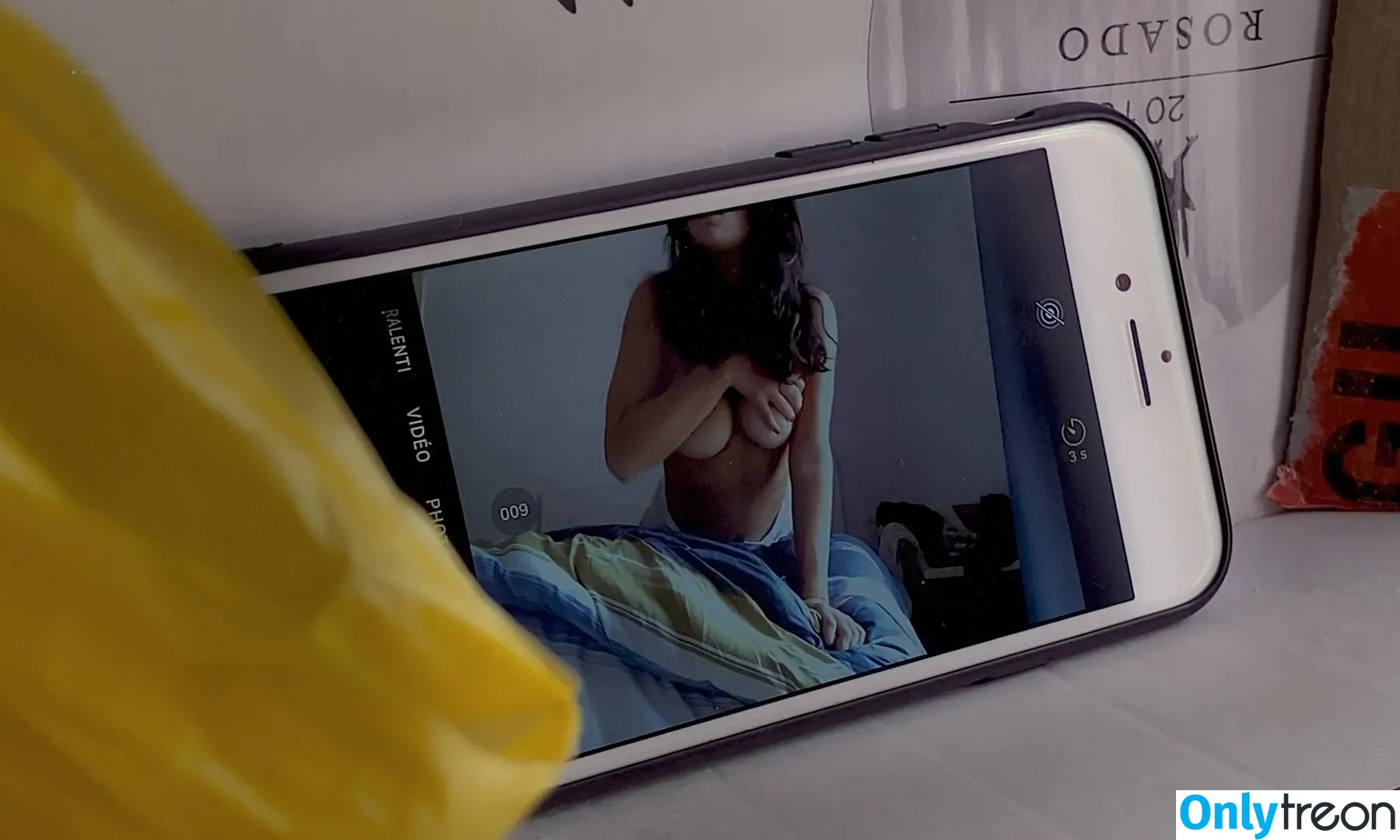 Adele Exarchopoulos nude photo #0006 (adeleexarchopoulos)