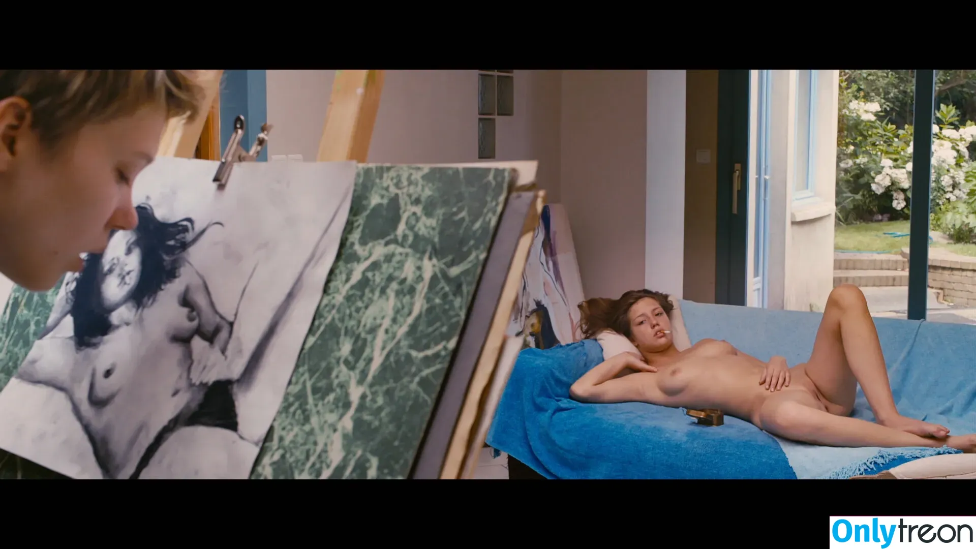 Adele Exarchopoulos nude photo #0014 (adeleexarchopoulos)