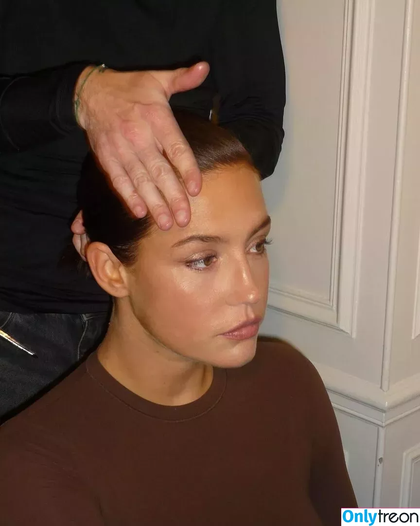 Adele Exarchopoulos голая photo #0234 (adeleexarchopoulos)