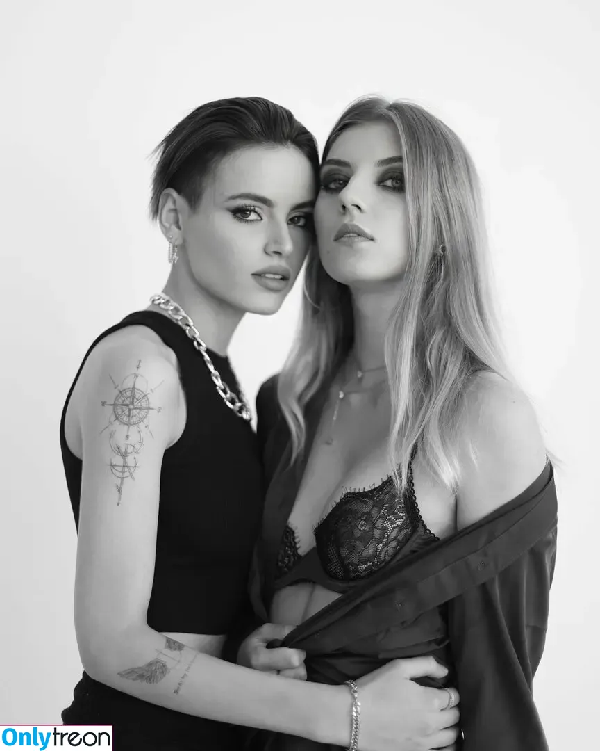 Adelia Vainshtein голая photo #0003 (adelia.vainshtein)